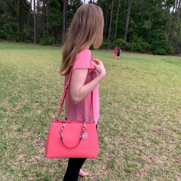 Michael Kors Cynthia Medium Convertible Saffiano Leather Satchel - Picture 1 of 9